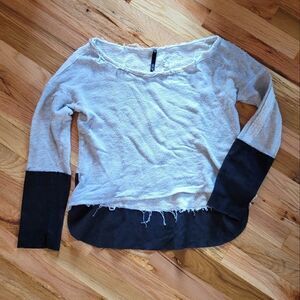 LOVE Culture Raw Edge Oversized Cropped Top Medium